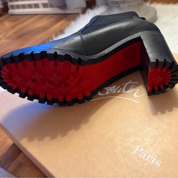 Christian Louboutin 70mm Marchacroche Leather Chelsea Booties - Picture 16 of 16